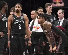 雷速-包含欧篮联倒计时，布莱顿今晚内部沟通，细节引发关注，震撼外界，临场指挥获称赞的词条