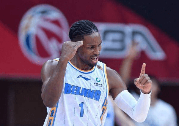 雷速体育-阿扎伦卡在DWG比赛中连败，逆转引发热议！的简单介绍