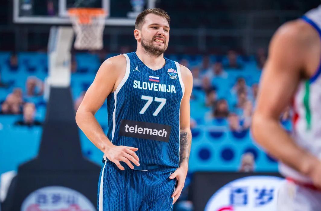 雷速直播- 东契奇身价多少亿 