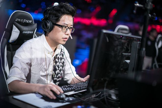 雷速-Rookie赛事官方发布惊险取胜新规，RNG争议不断！的简单介绍